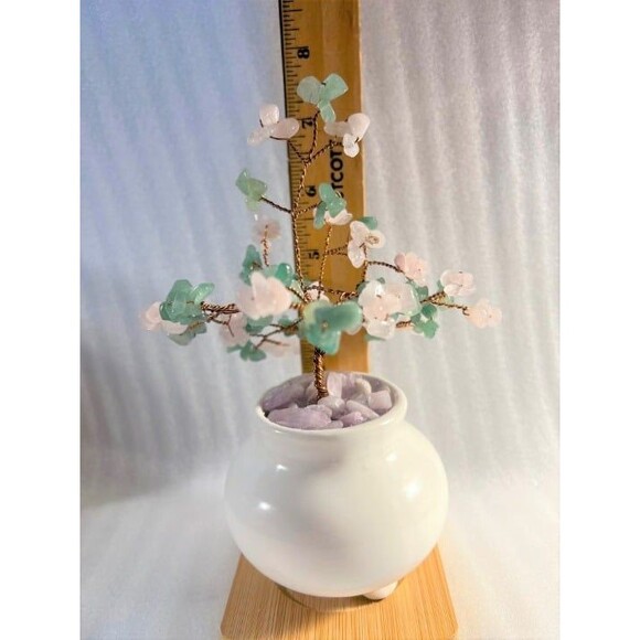 Beautiful Rose Quartz & Green Aventurine Gemstone Tree - Picture 7 of 7